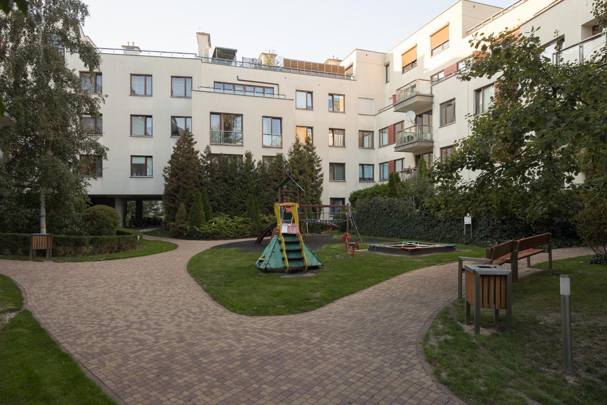 Royal Wilanow 2-Bedroom Apartment وارسو المظهر الخارجي الصورة
